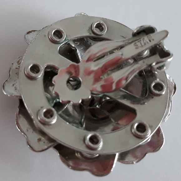 STAR Signed Floral Silver-Tone Metal Clip Earrings - Picture 3 of 6